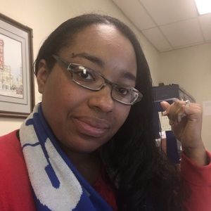 Meet your Posher, Jillian